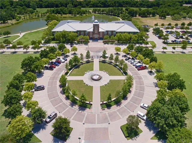 $3,600 | 1107 Whispering Oaks Drive, Keller, TX 76248