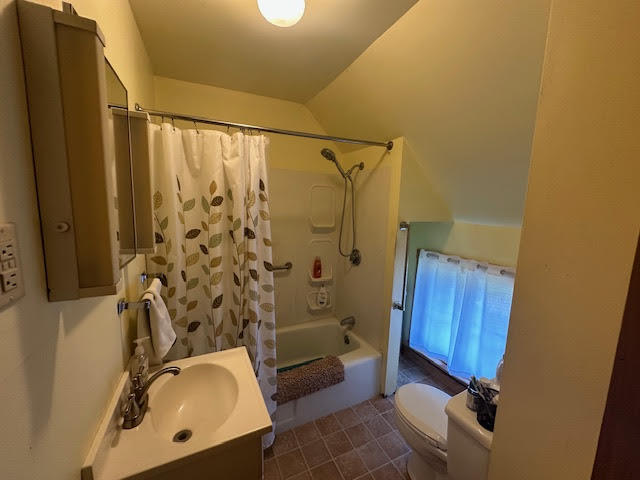 98 Bayview Street Belfast, ME 04915 - Photo 36 of 45 unnamed (54)