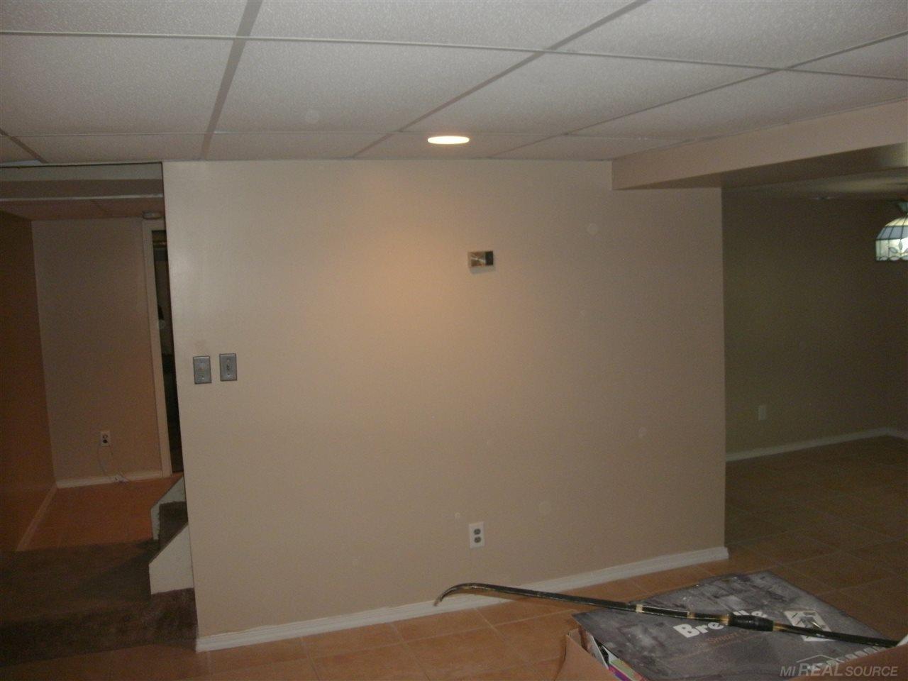 5934 Sutton Road Dryden, MI 48428 - Photo 18 of 24 31381293-19.JPG