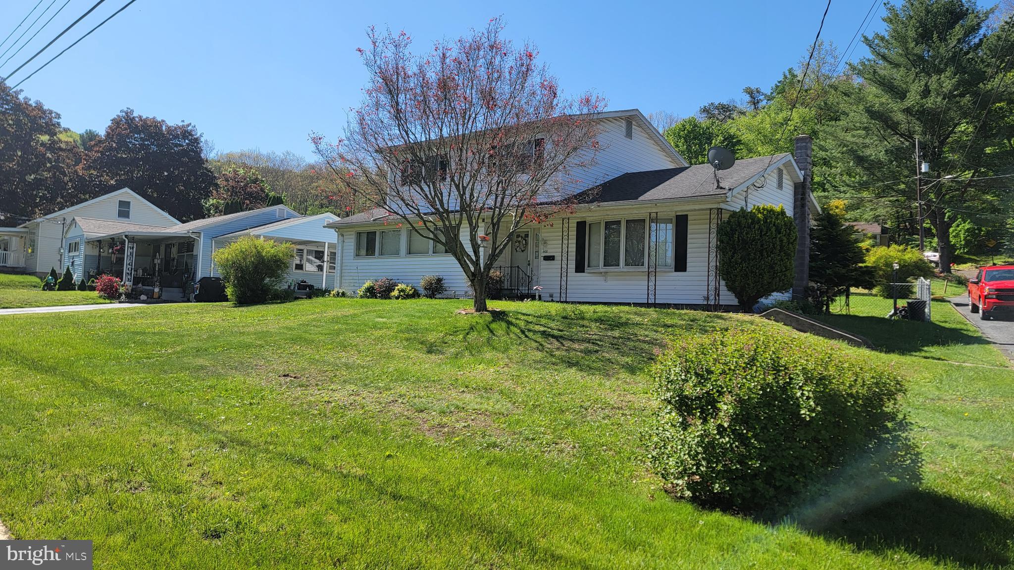 600 Park View Road Lykens, PA 17048 - Photo 9 of 23