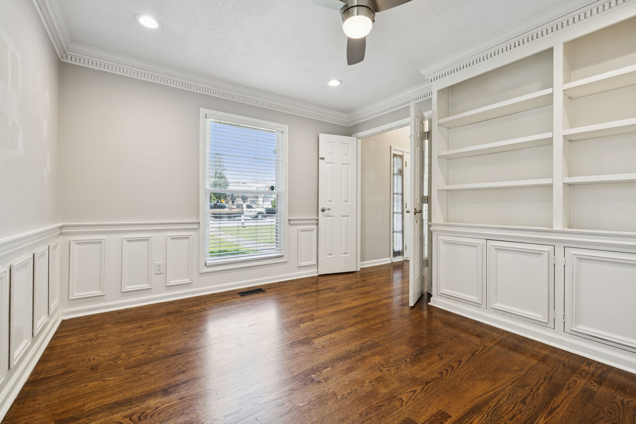 818 North Rutherford Boulevard Murfreesboro, TN 37130 - Photo 38 of 74 Gallery Image 38