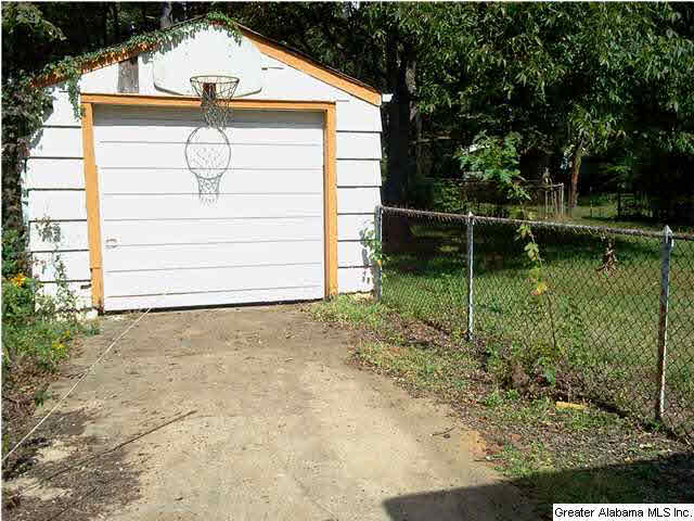 305 Olon Street Birmingham, AL 35228 - Photo 3 of 17