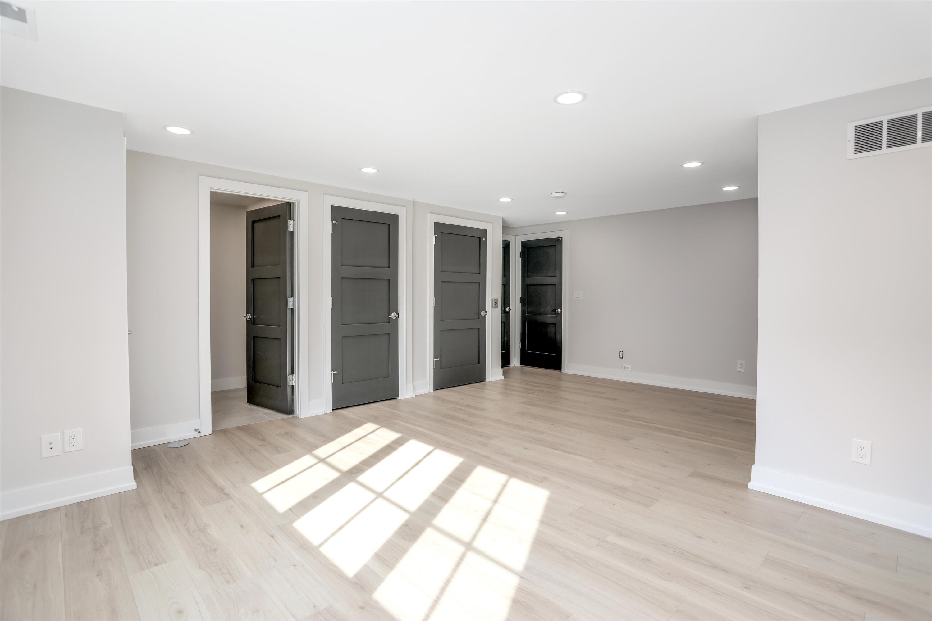 660 Maple Street Plymouth, MI 48170 - Photo 19 of 22 121-620 Maple St Plymouth 0034