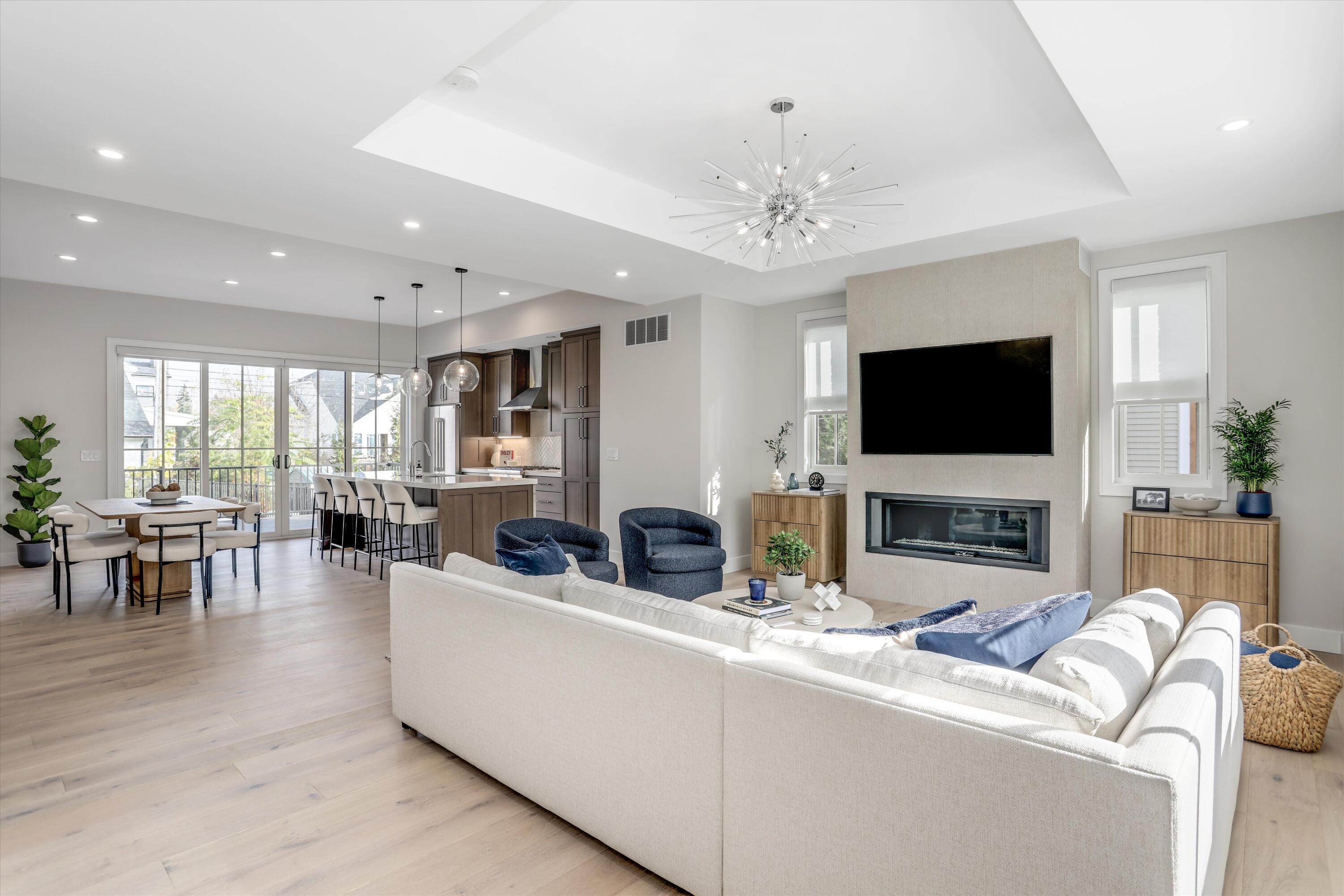 660 Maple Street Plymouth, MI 48170 - Photo 2 of 22 091-620 Maple St Plymouth 0004