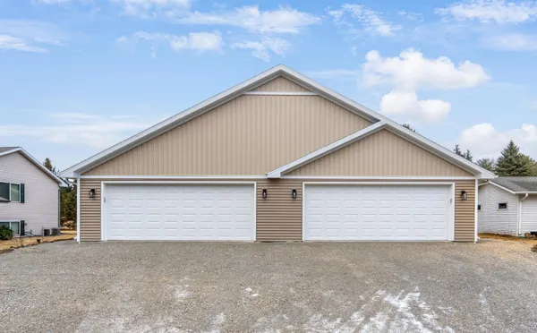 $499,900 | W274 Madison Avenue, Oconomowoc, WI 53066