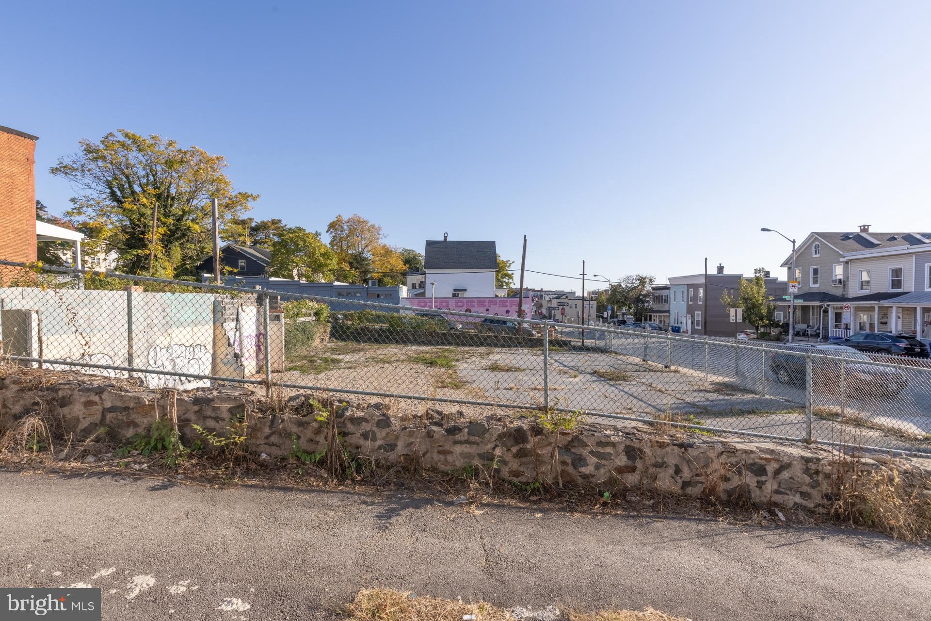 3801 Falls Road Baltimore, MD 21211 - Photo 9 of 21 old stone wall