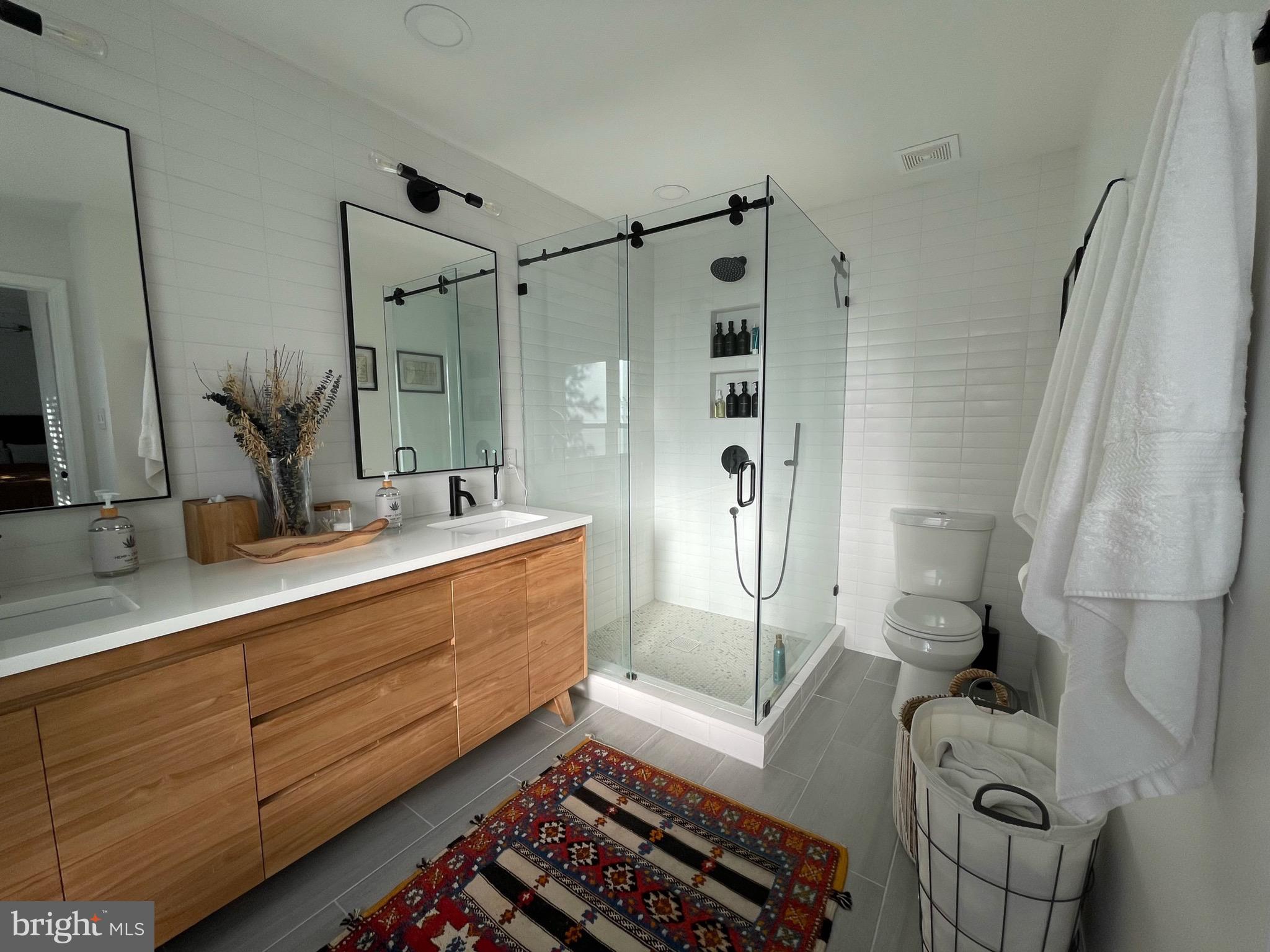 3310 7th Street Southeast Washington, DC 20032 - Photo 15 of 27 Primary Ensuite