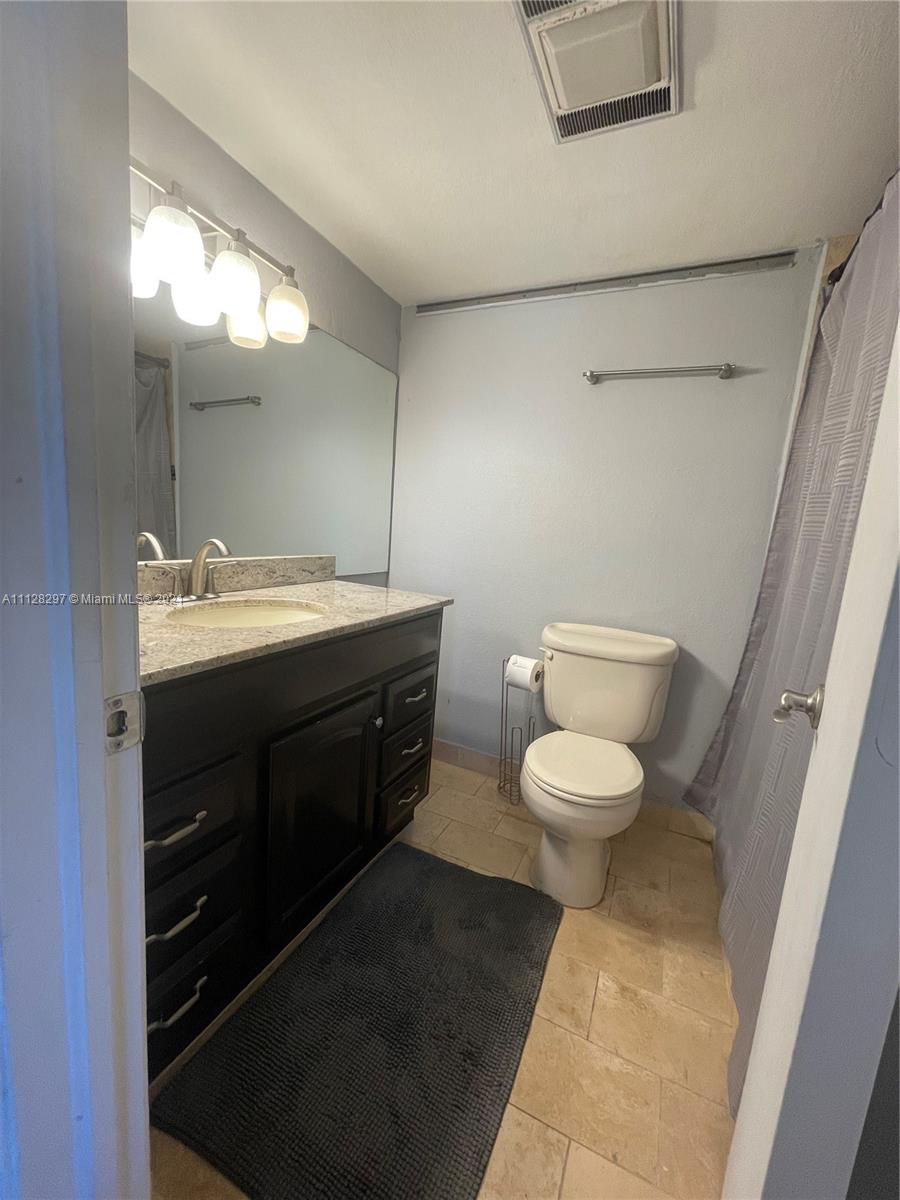 7556 Stirling Road, Unit 119 Davie, FL 33024 - Photo 11 of 20 Gallery Image 11