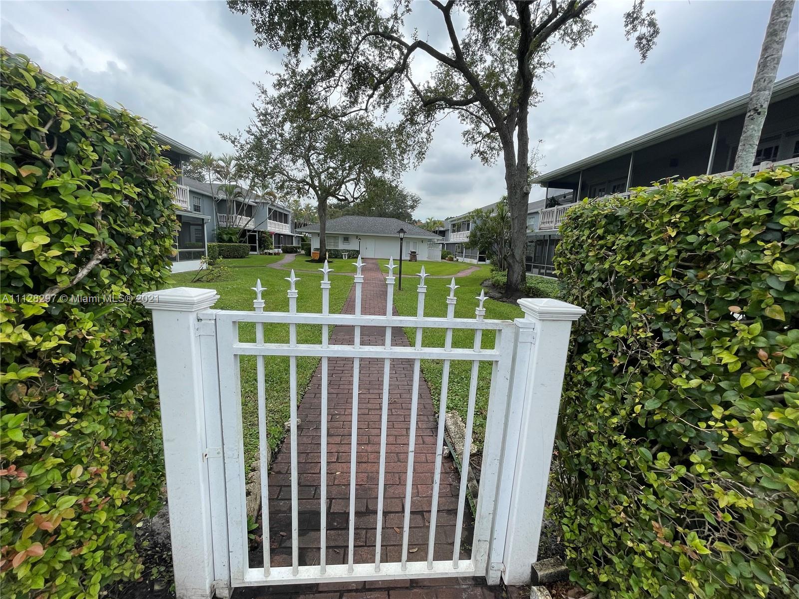 7556 Stirling Road, Unit 119 Davie, FL 33024 - Photo 17 of 20 Gallery Image 17