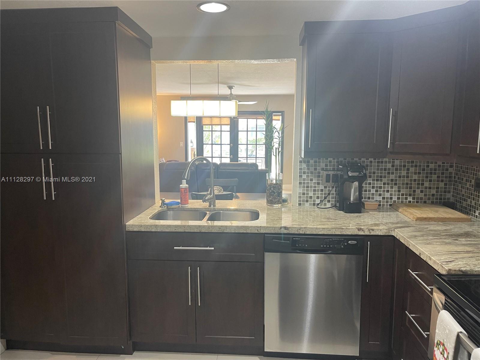 7556 Stirling Road, Unit 119 Davie, FL 33024 - Photo 4 of 20 Gallery Image 4