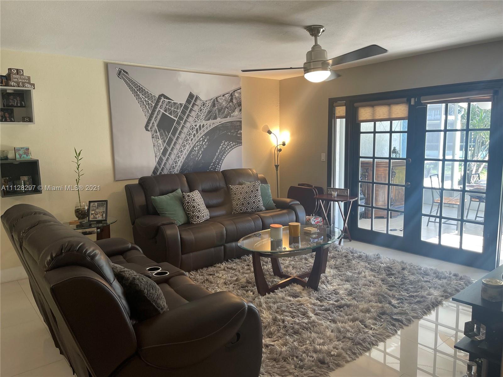 7556 Stirling Road, Unit 119 Davie, FL 33024 - Photo 6 of 20 Gallery Image 6