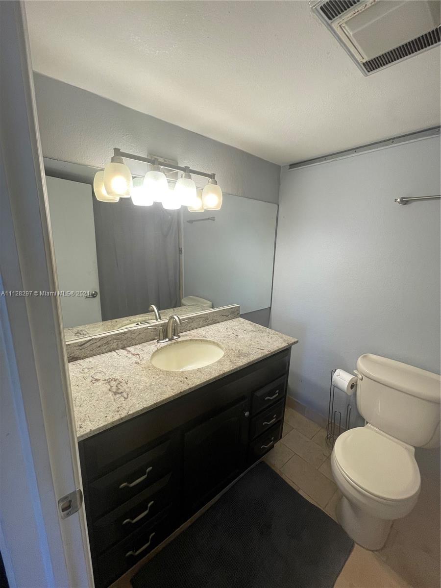 7556 Stirling Road, Unit 119 Davie, FL 33024 - Photo 10 of 20 Gallery Image 10