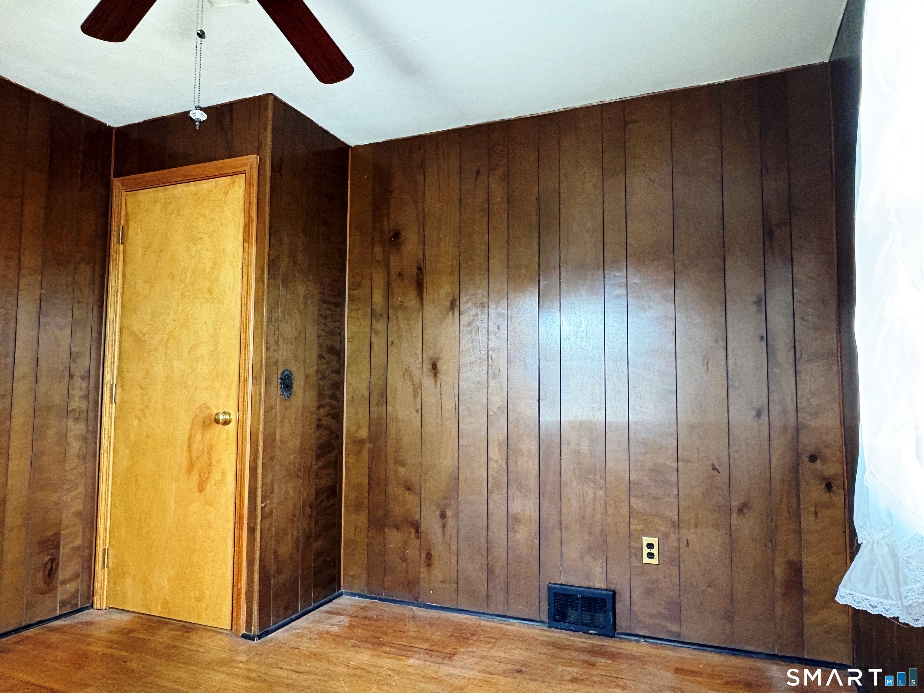 20 Garibaldi Street Watertown, CT 06779 - Photo 10 of 16 a view of an empty room