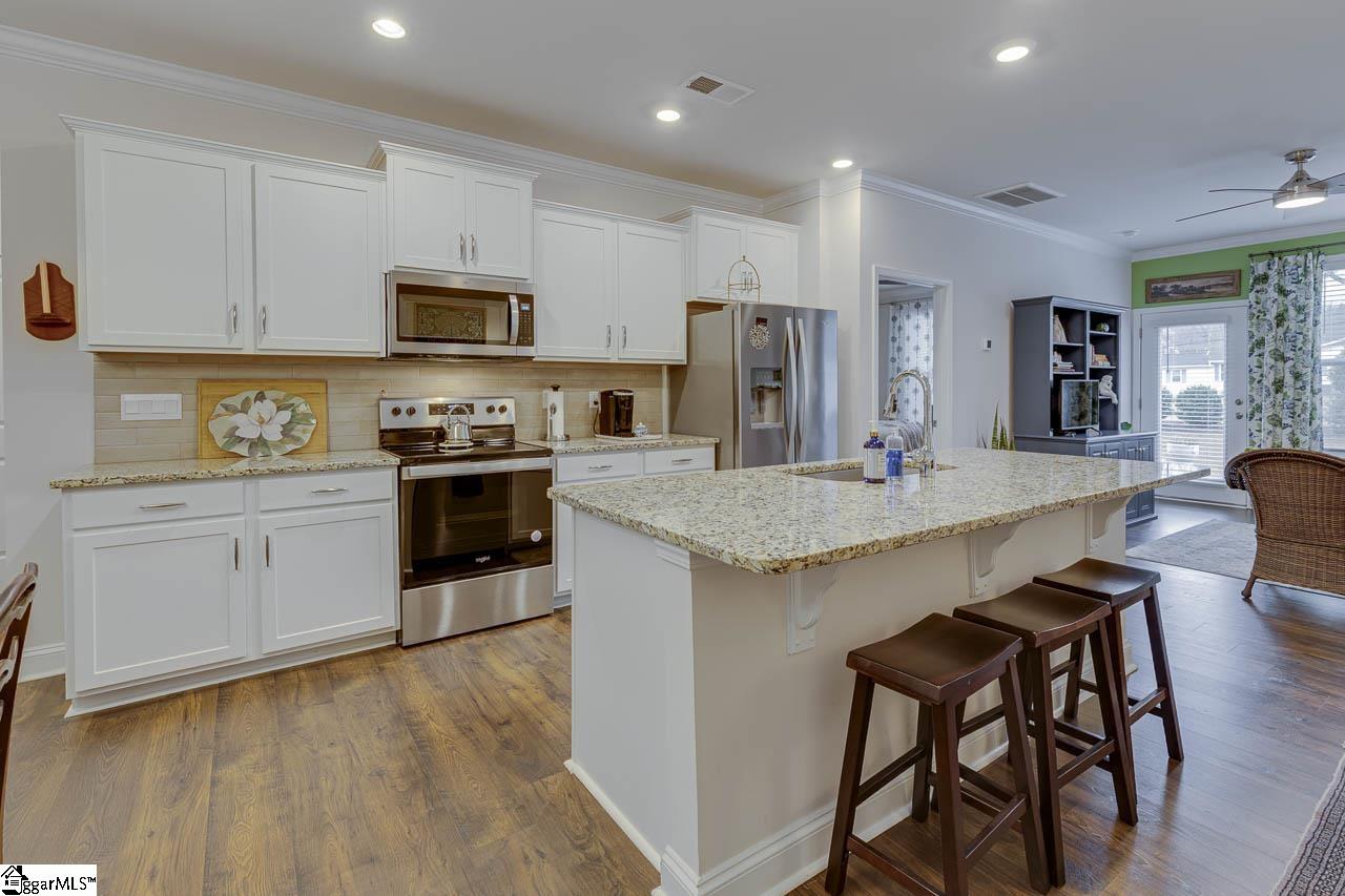 214 Reynard Trail Greenville, SC 29609 - Photo 10 of 42