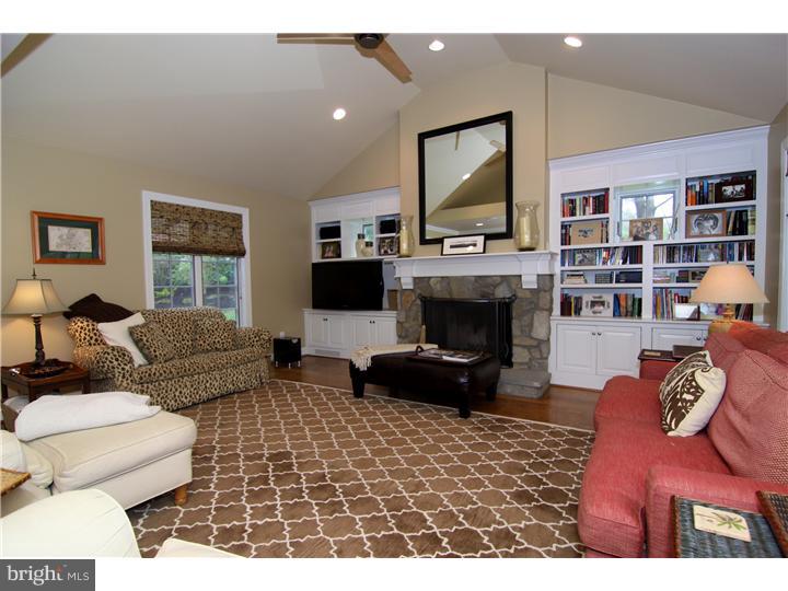 1130 Lafayette Road Wayne, PA 19087 - Photo 9 of 24 Living Room