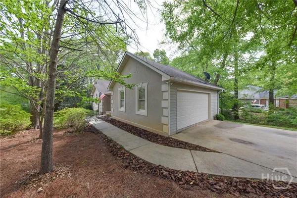 $2,200 | 250 Brickleberry Ridge, Athens, GA 30605