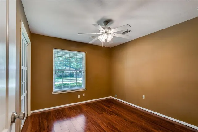 $380,000 | 1501 Ridgeview Drive, Arlington, TX 76012