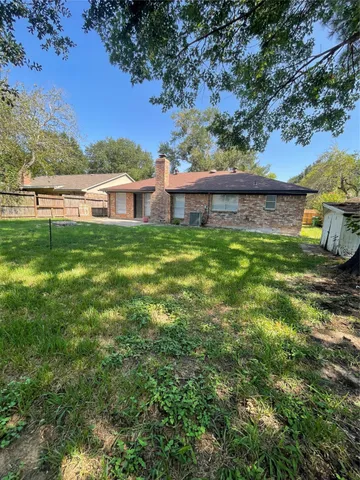 a close view of sink