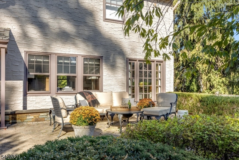 13 Ferncliff Terrace Glen Ridge, NJ 07028 - Photo 40 of 48