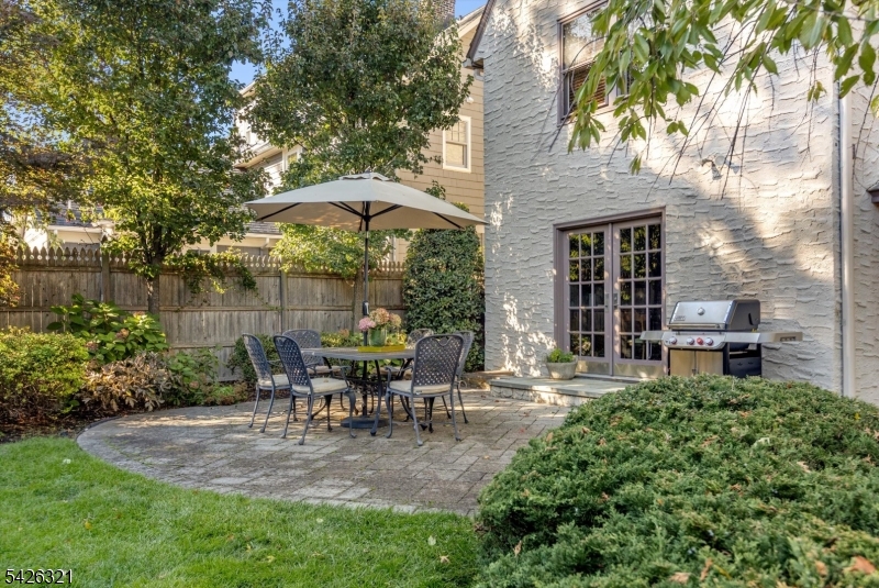 13 Ferncliff Terrace Glen Ridge, NJ 07028 - Photo 43 of 48