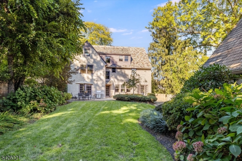 13 Ferncliff Terrace Glen Ridge, NJ 07028 - Photo 44 of 48