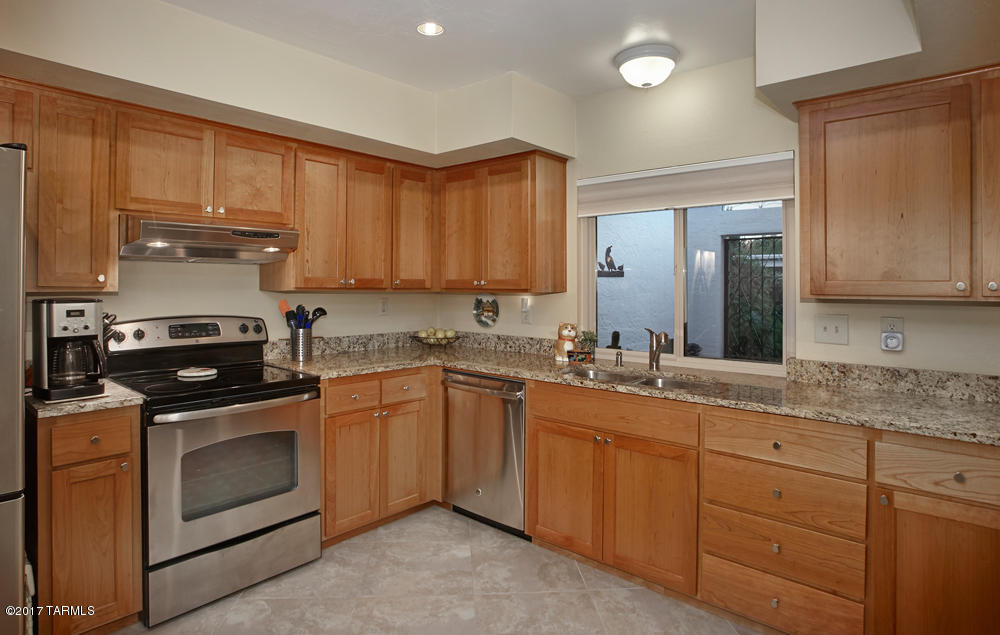 4860 East Fort Lowell Road, Unit C Tucson, AZ 85712 - Photo 3 of 25