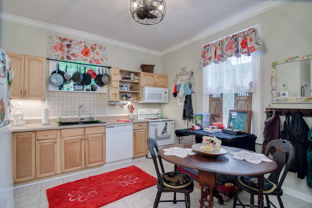 2741 Augusta Road Warrenville, SC 29851 - Photo 7 of 22