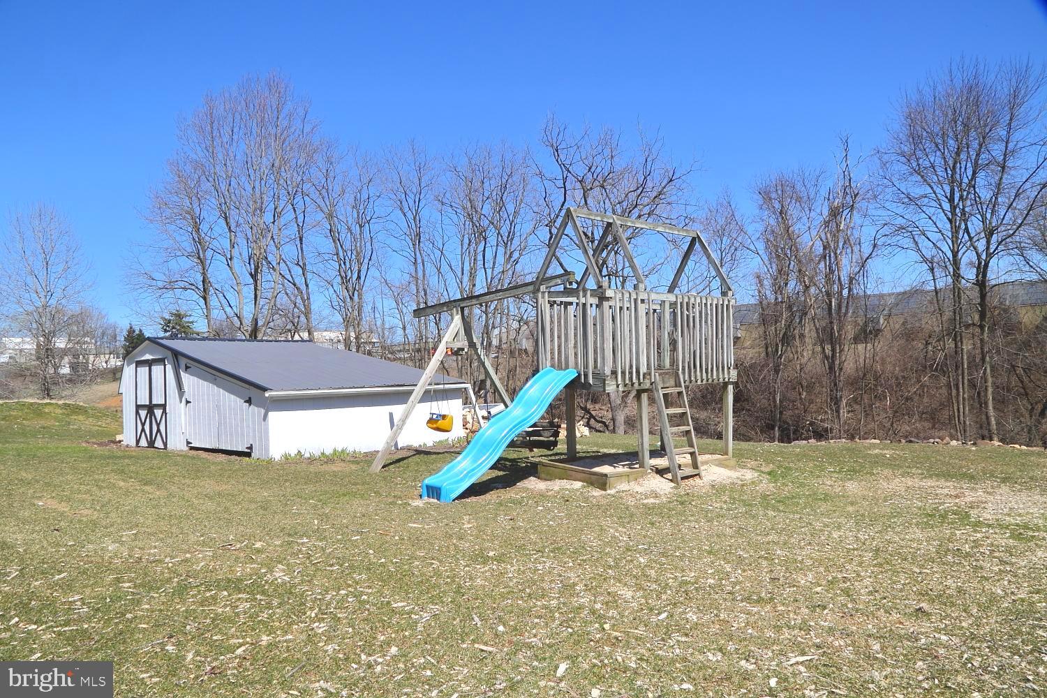 125 Esbenshade Drive Lititz, PA 17543 - Photo 23 of 24 Gallery Image 23