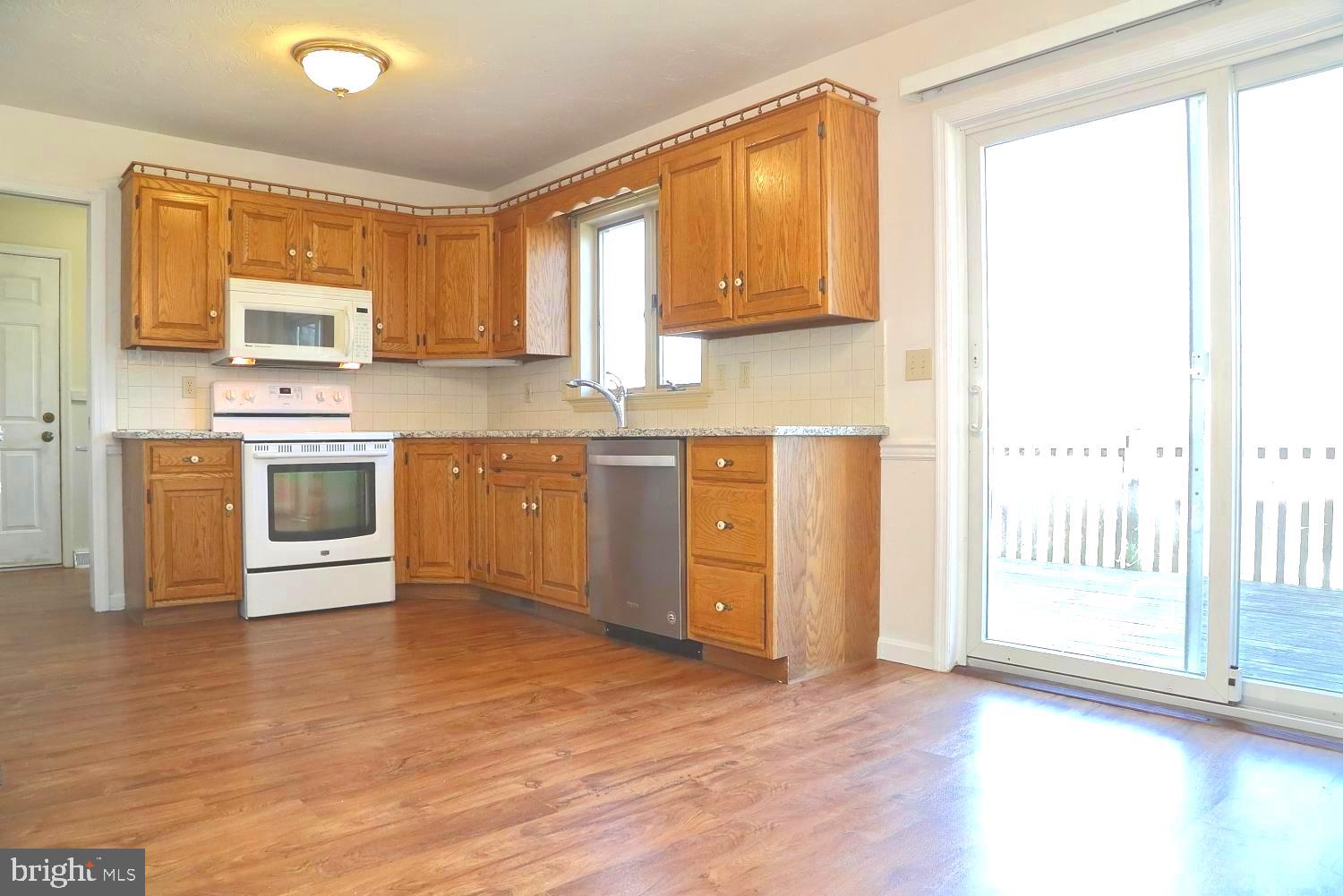 125 Esbenshade Drive Lititz, PA 17543 - Photo 8 of 24 Gallery Image 8