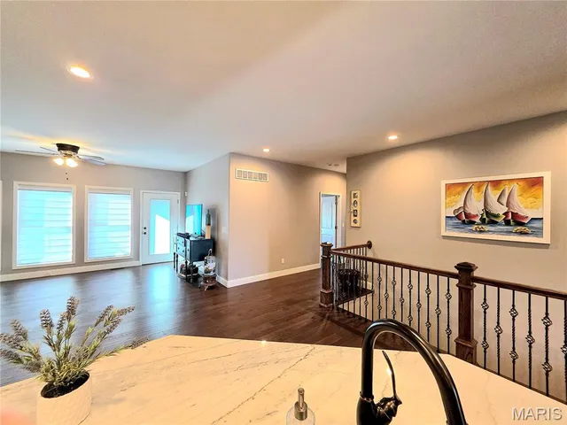 $329,900 | 475 Legacy Lane, Villa Ridge, MO 63089