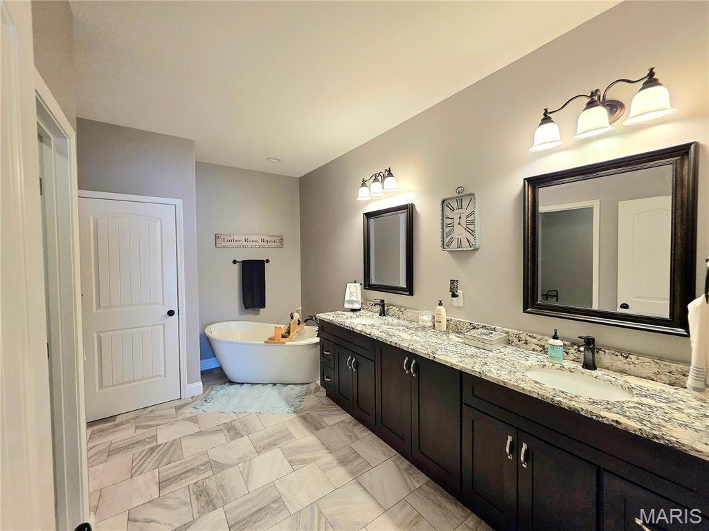 475 Legacy Lane Villa Ridge, MO 63089 - Photo 31 of 46