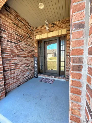 $329,900 | 475 Legacy Lane, Villa Ridge, MO 63089