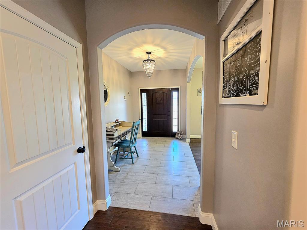 475 Legacy Lane Villa Ridge, MO 63089 - Photo 6 of 46