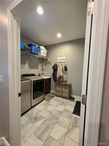 $329,900 | 475 Legacy Lane, Villa Ridge, MO 63089