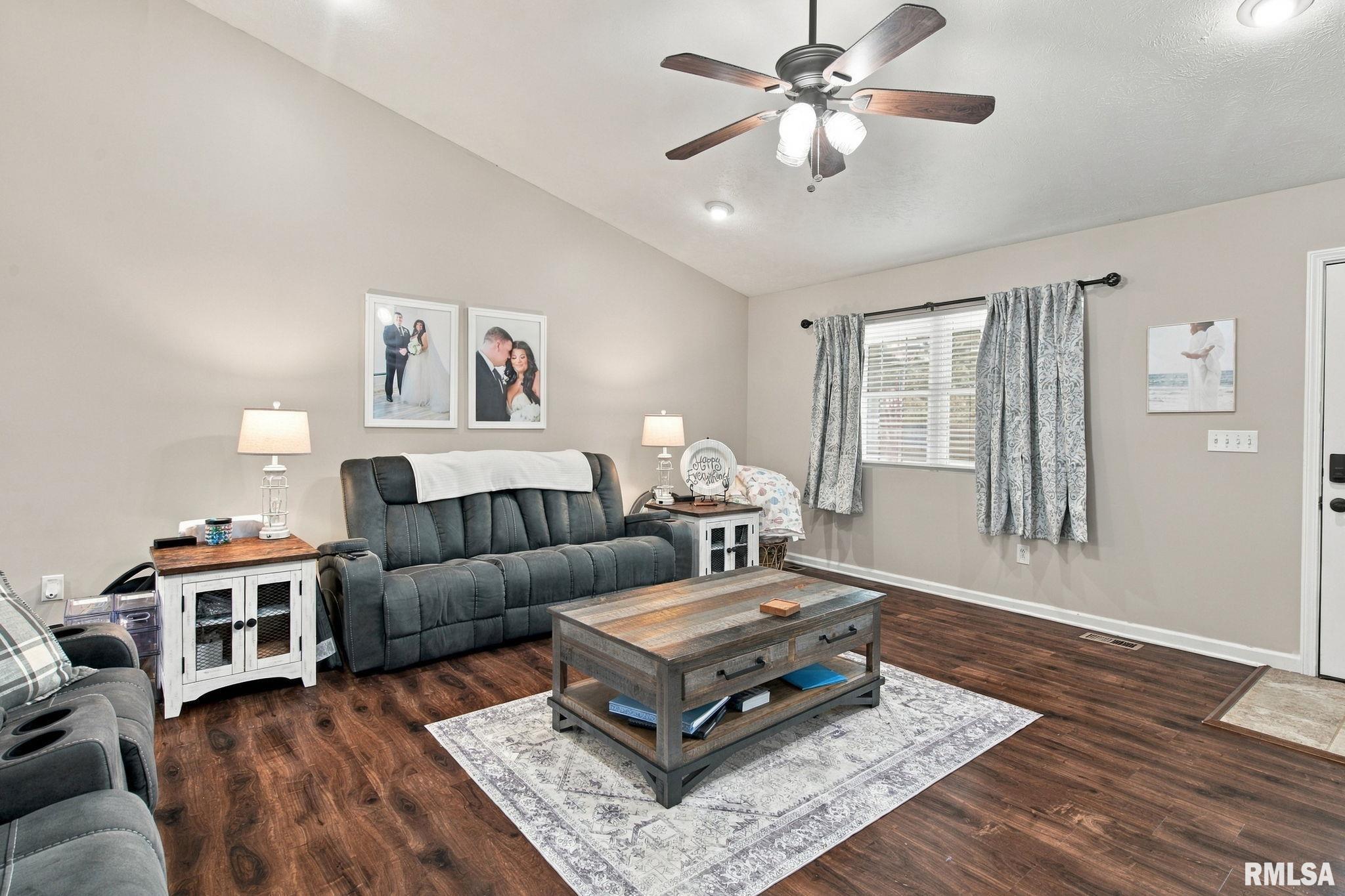 9983 Stilleys Mill Road Marion, IL 62959 - Photo 5 of 26 Gallery Image 5