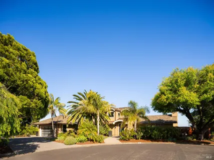 $6,277,000 | 9 Burrell Court, Tiburon, CA 94920