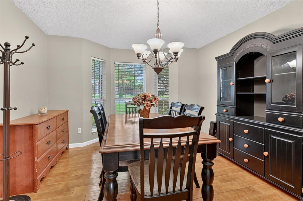 805 Fall Drive Allen, TX 75002 - Photo 5 of 21 Dining