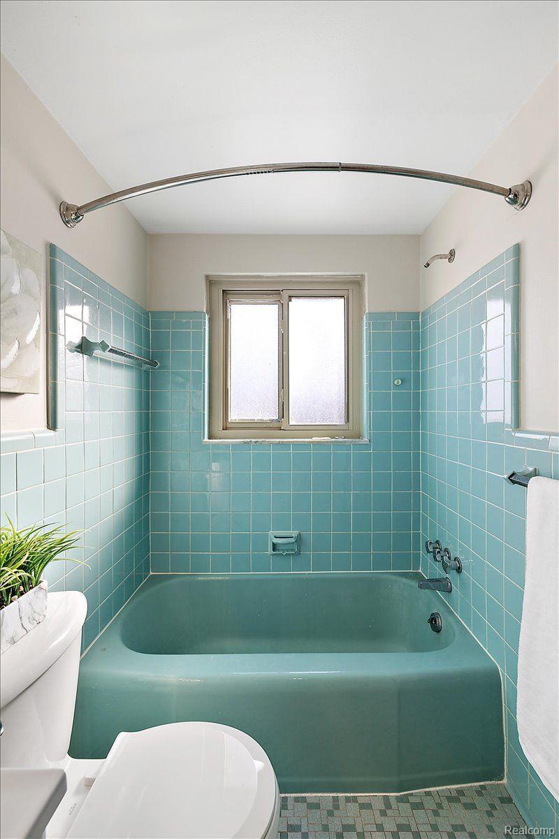 1225 Derby Road, Unit 4 Birmingham, MI 48009 - Photo 22 of 26 Gallery Image 22