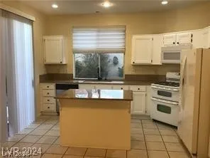 $2,250 | 10620 Primrose Arbor Avenue, Las Vegas, NV 89144