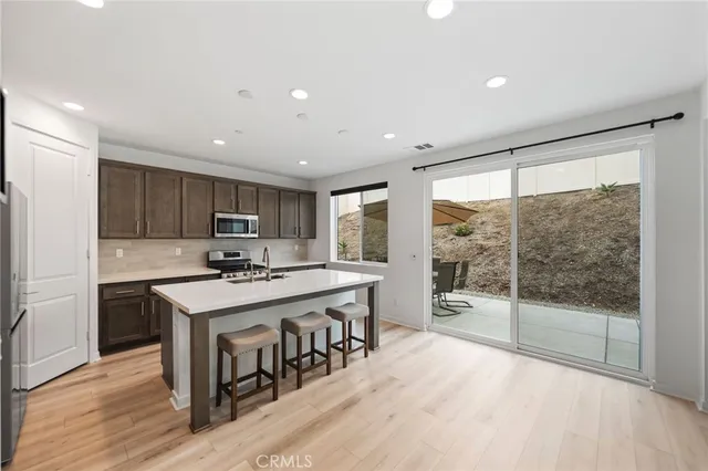 $749,000 | 32182 Penstemon Way, Temecula, CA 92591