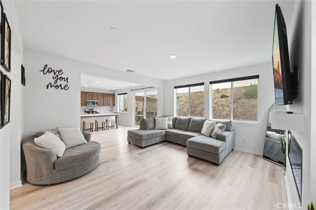 $749,000 | 32182 Penstemon Way, Temecula, CA 92591