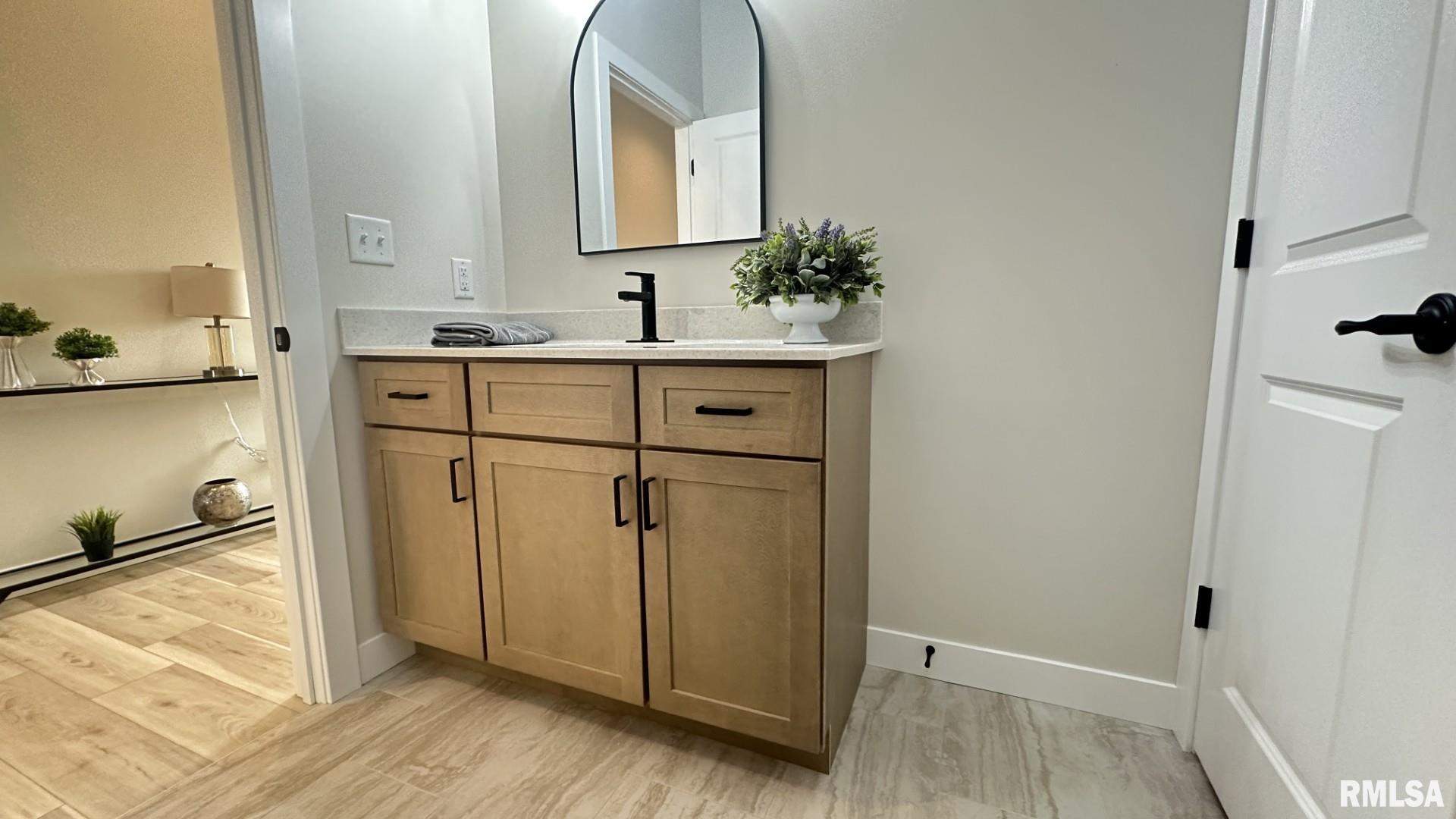 5023 Chestnut Street Quincy, IL 62305 - Photo 13 of 24