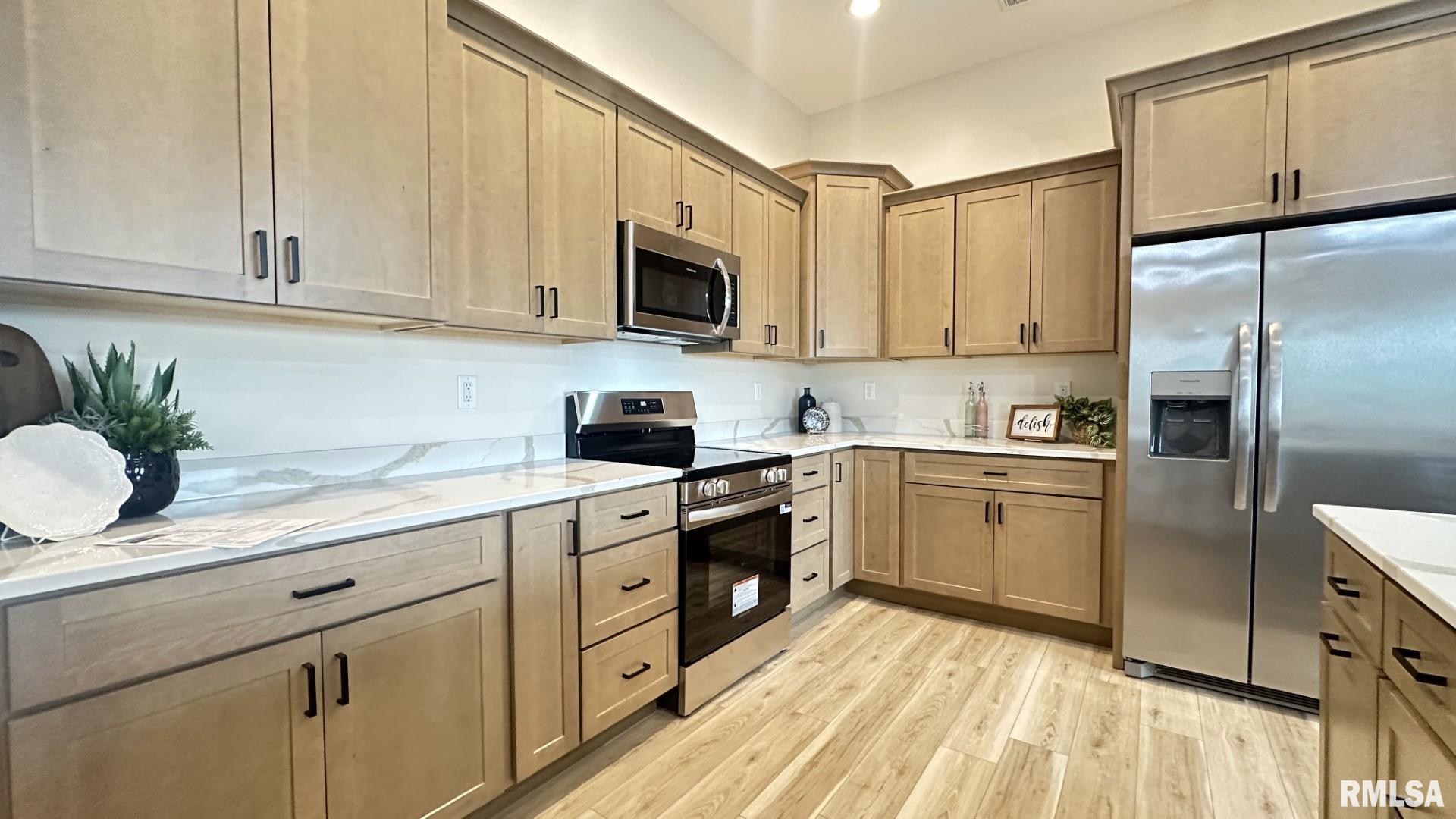 5023 Chestnut Street Quincy, IL 62305 - Photo 4 of 24