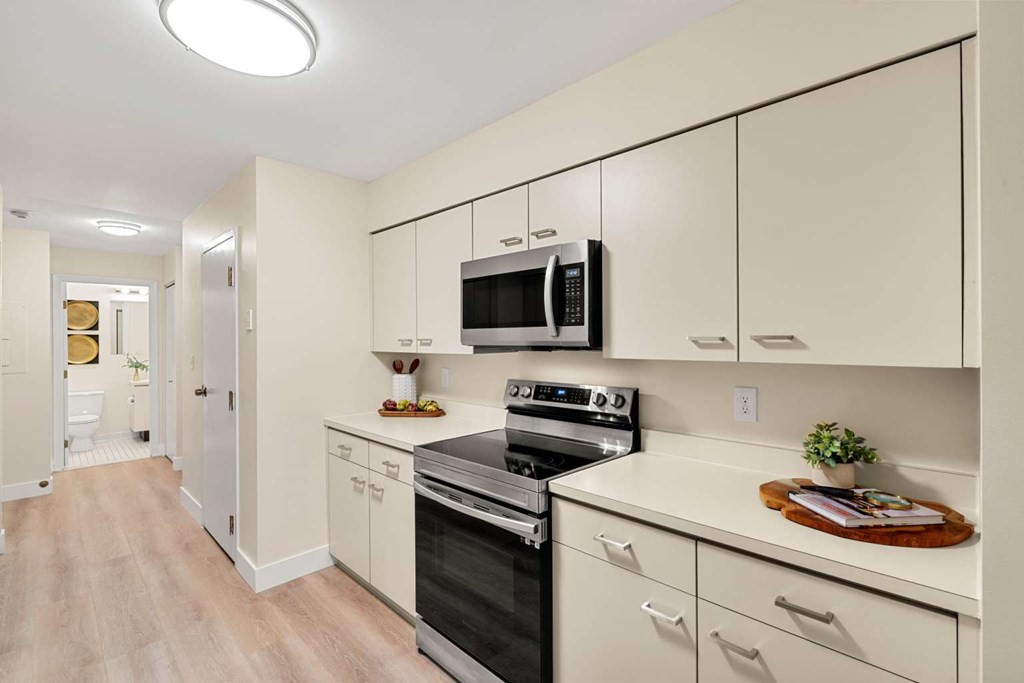 4 Summit Drive, Unit 7 Reading, MA 01867 - Photo 15 of 20 Gallery Image 15