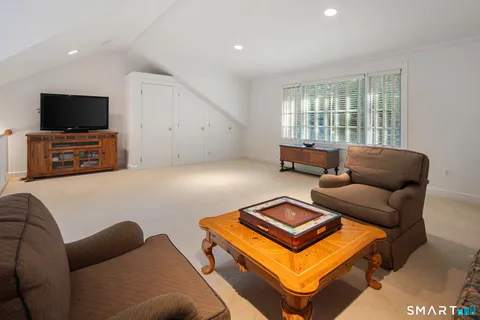 $1,189,000 | 20 Pheasant Run Road, Wilton, CT 06897