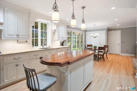 $1,189,000 | 20 Pheasant Run Road, Wilton, CT 06897