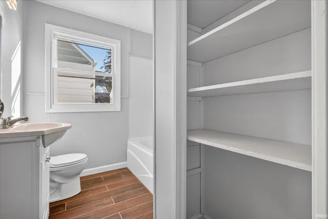 $159,900 | 2523 Milburn Boulevard, Mishawaka, IN 46544