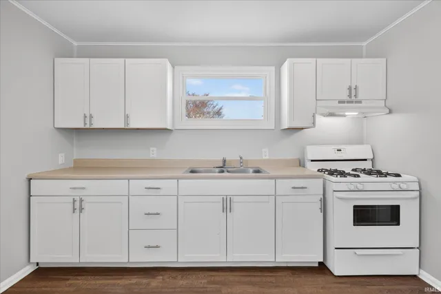 $159,900 | 2523 Milburn Boulevard, Mishawaka, IN 46544