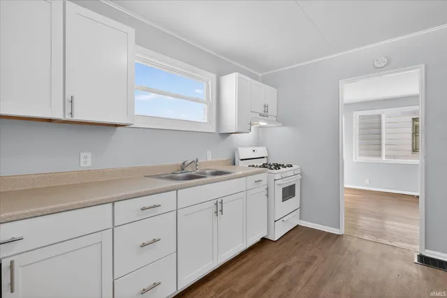 $159,900 | 2523 Milburn Boulevard, Mishawaka, IN 46544