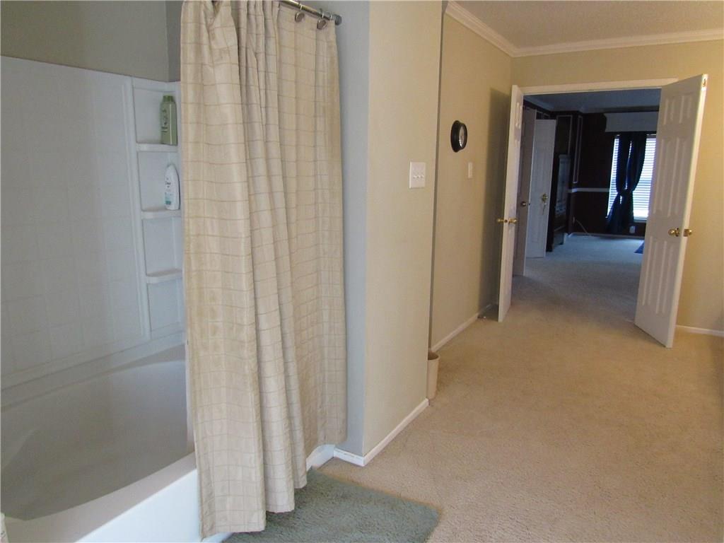 10470 Splendor Way Indianapolis, IN 46234 - Photo 12 of 32 Gallery Image 12